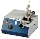 Máy cắt chính xác IsoMet Low Speed Saw Buehler